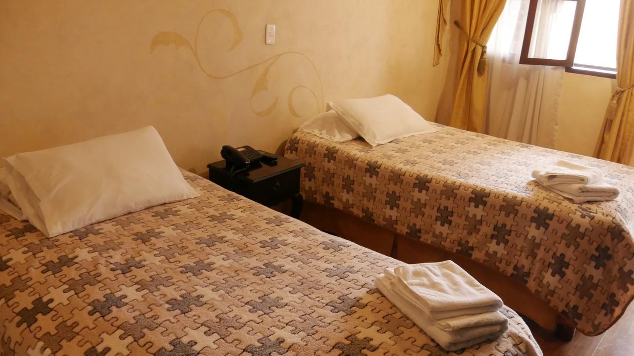 Latacunga Hostel Luaran gambar