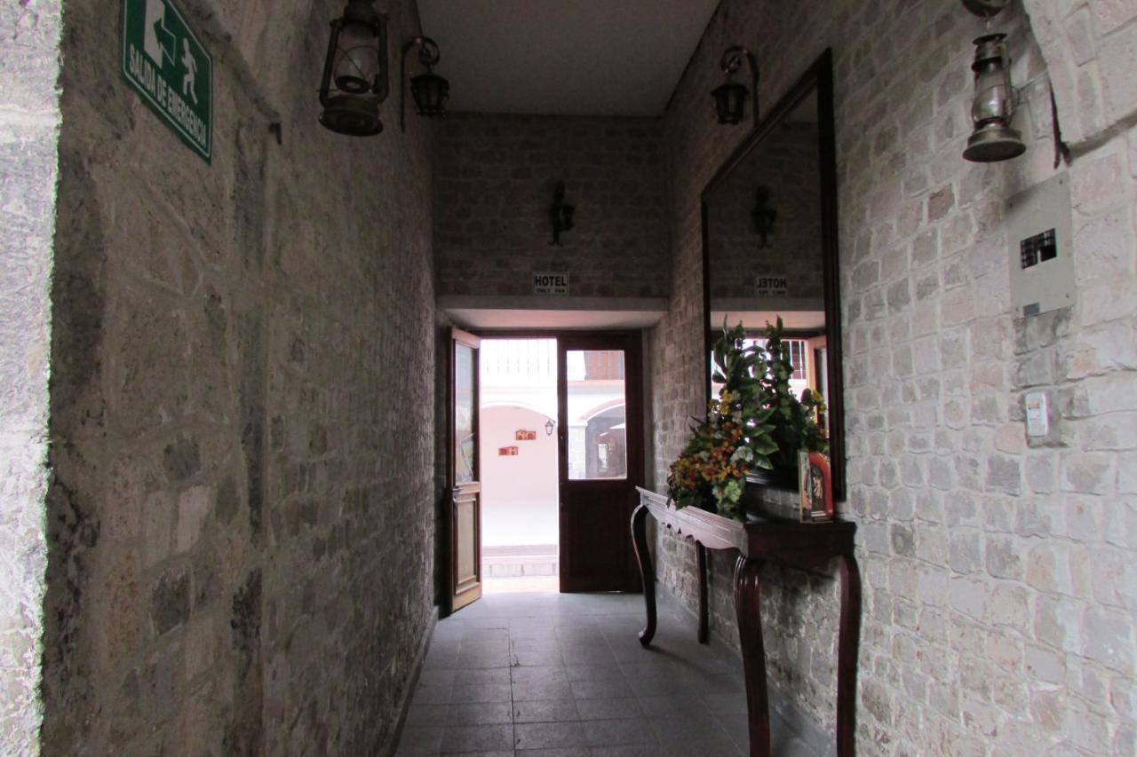 Latacunga Hostel Luaran gambar